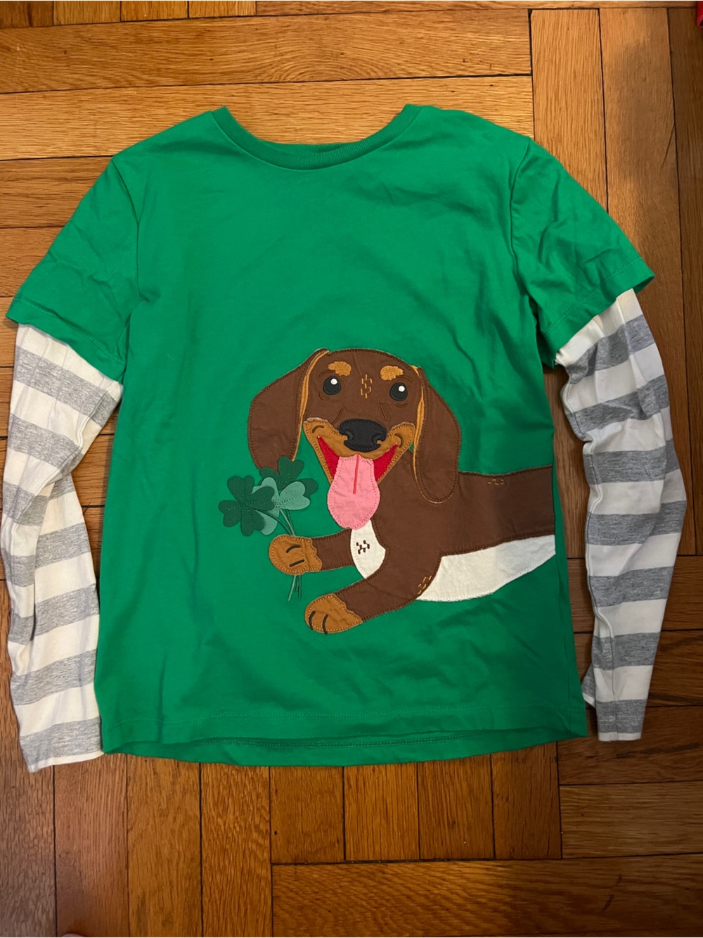 Mini Boden Green Long-Sleeve Tee with Dachshund Applique